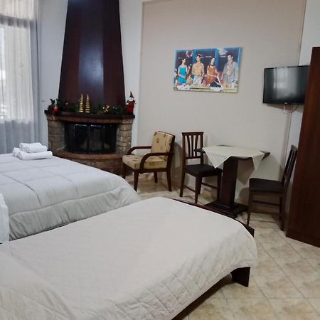 Xenonas Arxontiko Apartment Loutraki  Ngoại thất bức ảnh