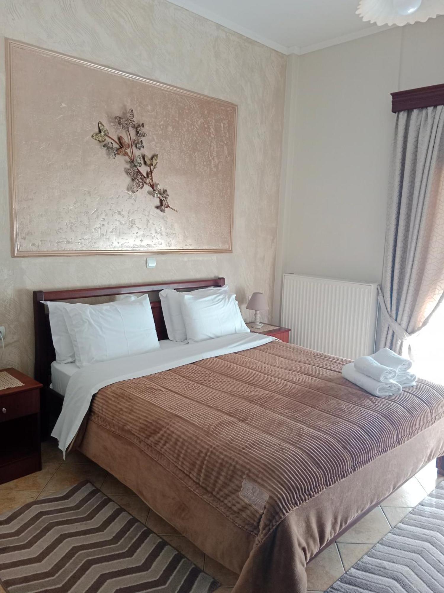Xenonas Arxontiko Apartment Loutraki  Ngoại thất bức ảnh